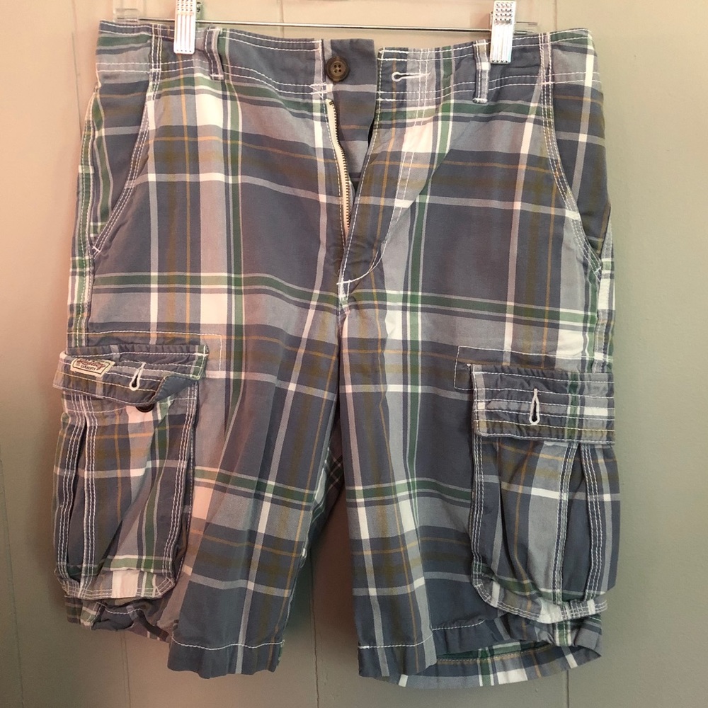 Men’s cargo shorts